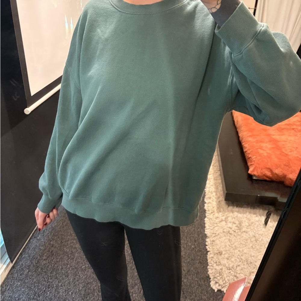 Old Navy Green Crew Neck Sweater